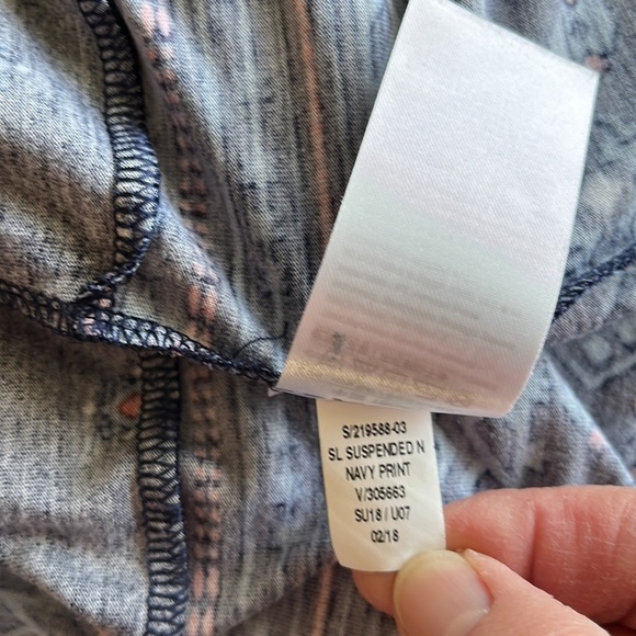 Old Navy high neck swing top sleeveless tassel tie in the back size S - Picture 8 of 13